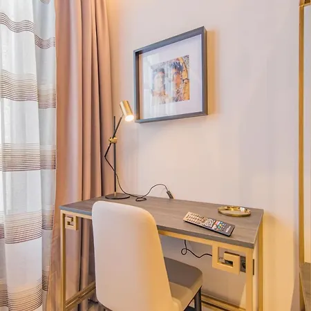 Hotel Vesci Faventia Huétor-Tájar