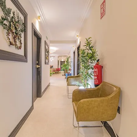 Vesci Faventia 3* Huétor-Tájar