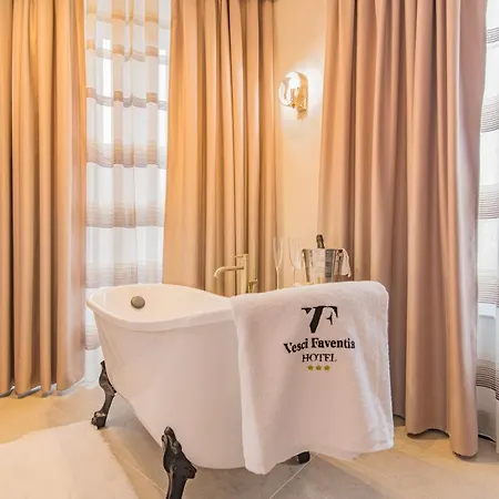 Vesci Faventia Hotel 3*